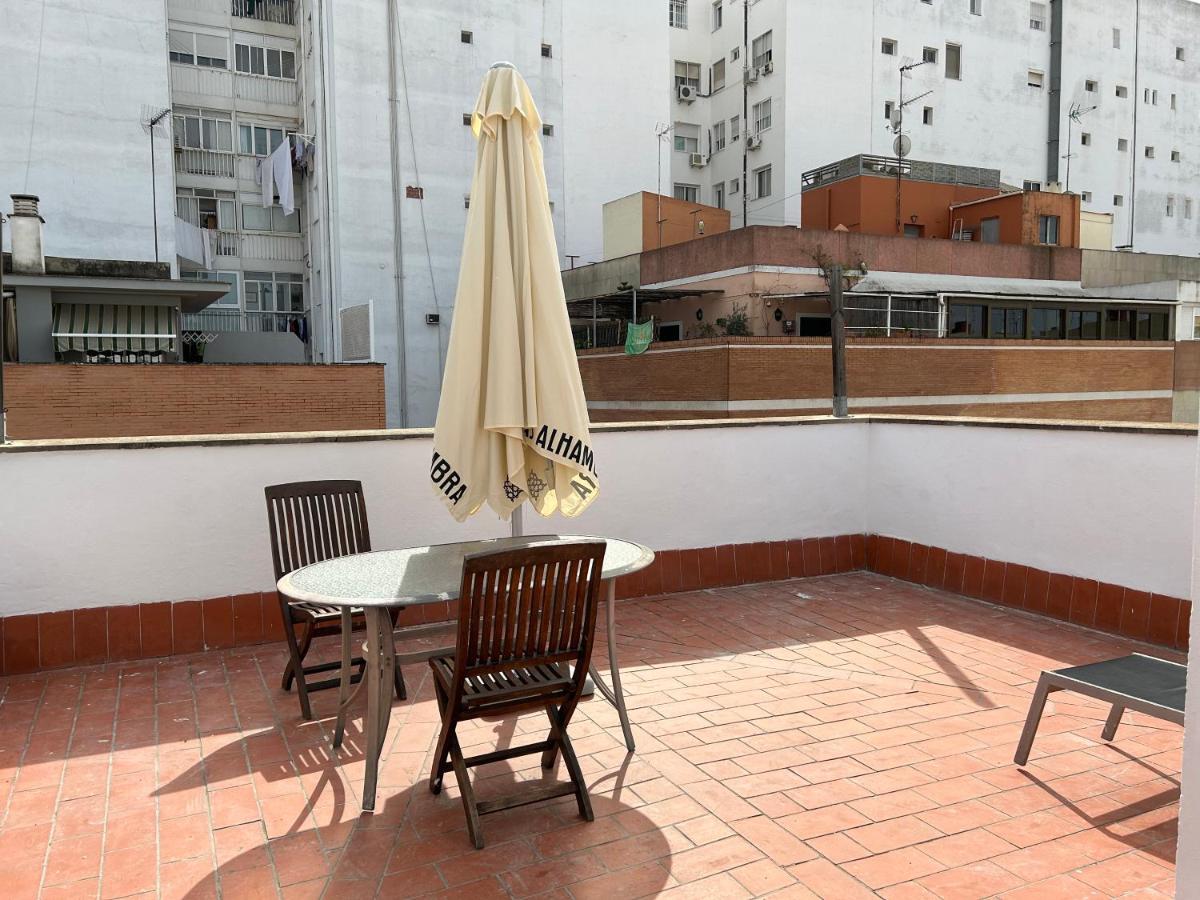 Atico Triana Con Piscina Privada * Siviglia